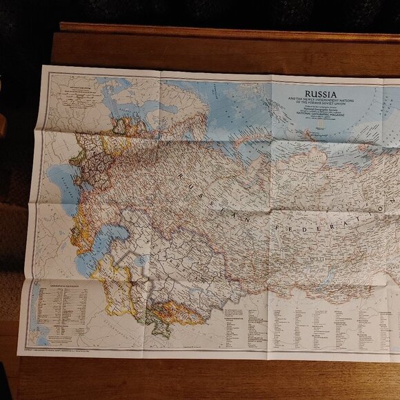 NATIONAL GEOGRAPHIC Communism to Capitalism Map of the Former Soviet Union 1993 - Picture 4 of 5